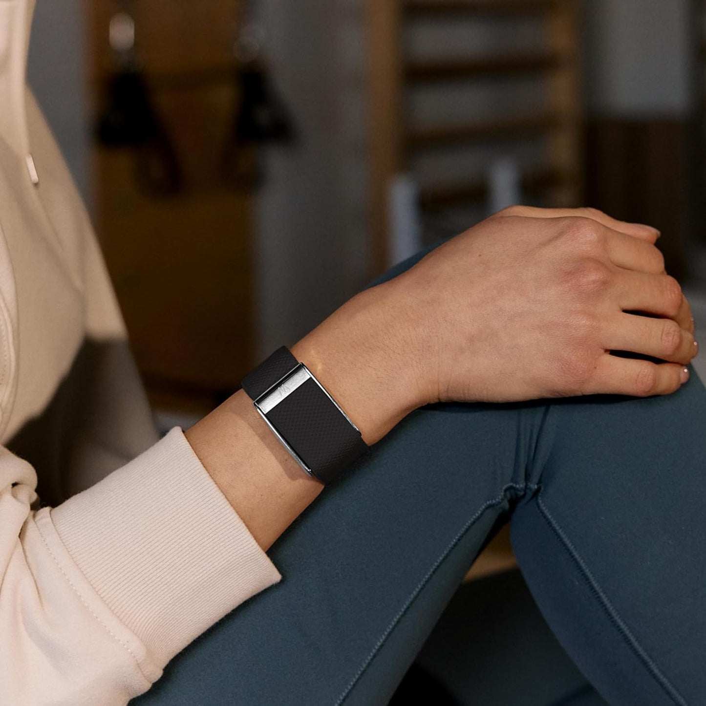 WHOOP 5.0/MG Activity Tracker - 35% Off